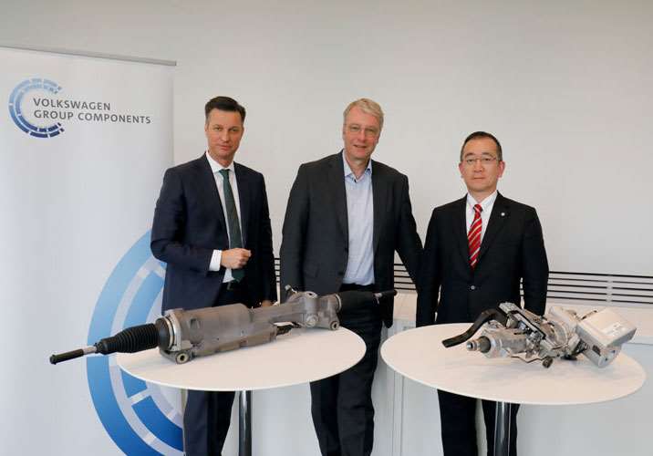 Thomas Schmall, CEO of Volkswagen Group Components; Dr Stefan Sommer, Board of Management of Volkswagen AG; and Masatada Fumoto, Head of NSK’s Steering and Actuator Division Headquarters